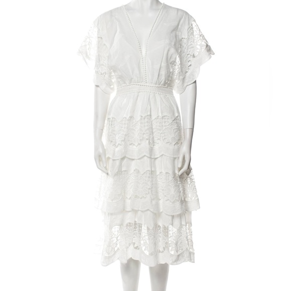 FARM RIO 


White Richelieu Tiered Midi Lace Dress size S - Picture 1 of 9
